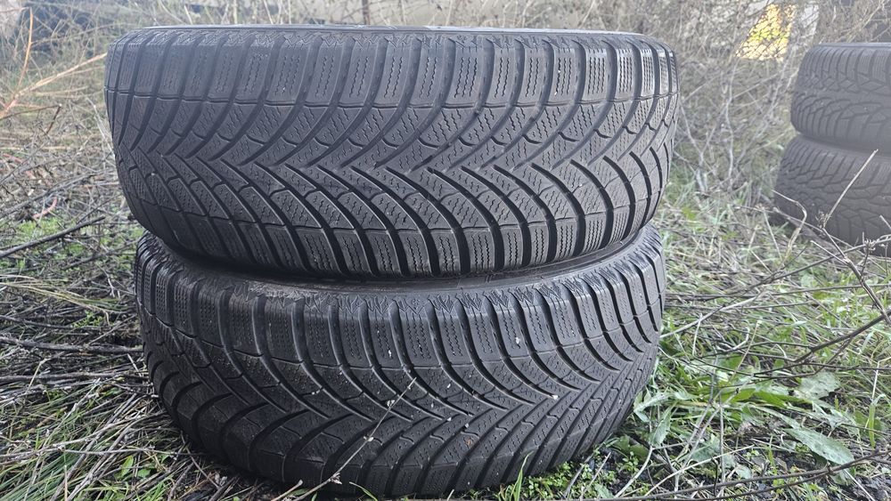 2бр гуми 215 60 16 дот 23 семперит