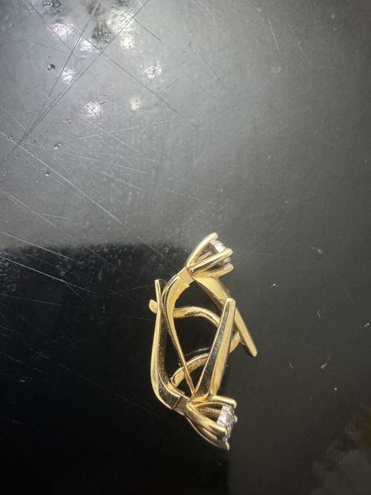 Золотые серьги с бриллиантами италия 585 пробы