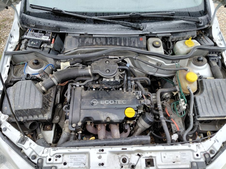 Opel Corsa C 1.2i на части !!!