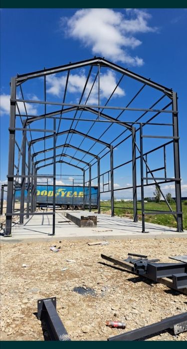 Structuri metalice și hale complete cu panou sau tabla