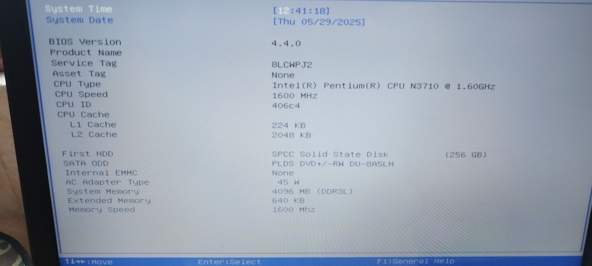 Продавам лаптоп DELL