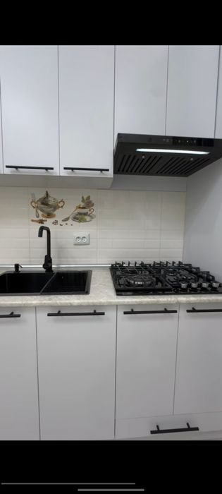 Продаётся ИДЕАЛЬНАЯ квартира в Яшнабад -Nice Village 5/2/12 100м2