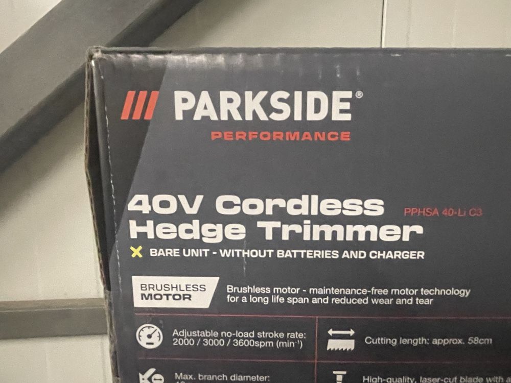 PARKSIDE PERFORMANCE Храсторез за жив плет  PPHSA 40-Li C3