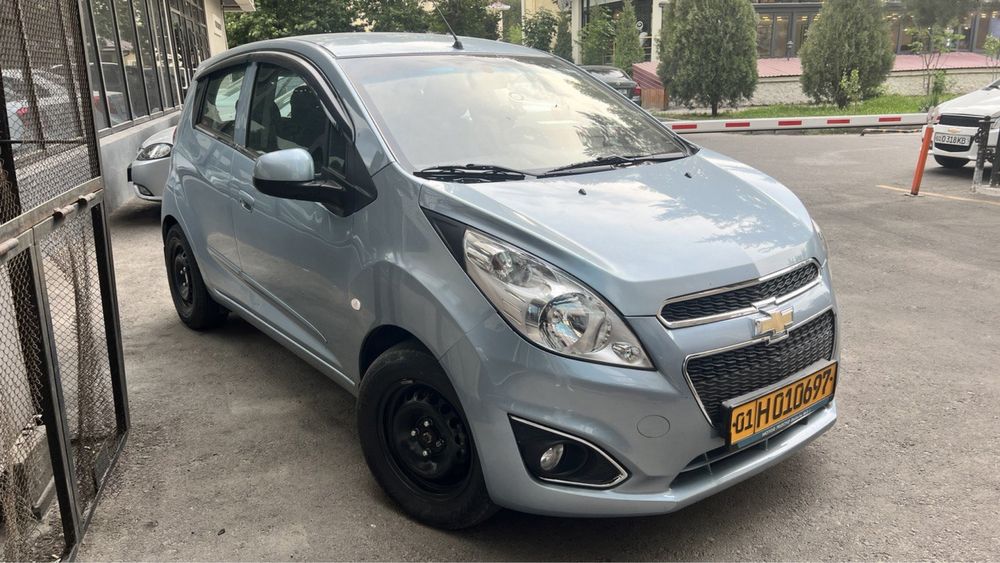 Chevrolet spark 2015 автомат