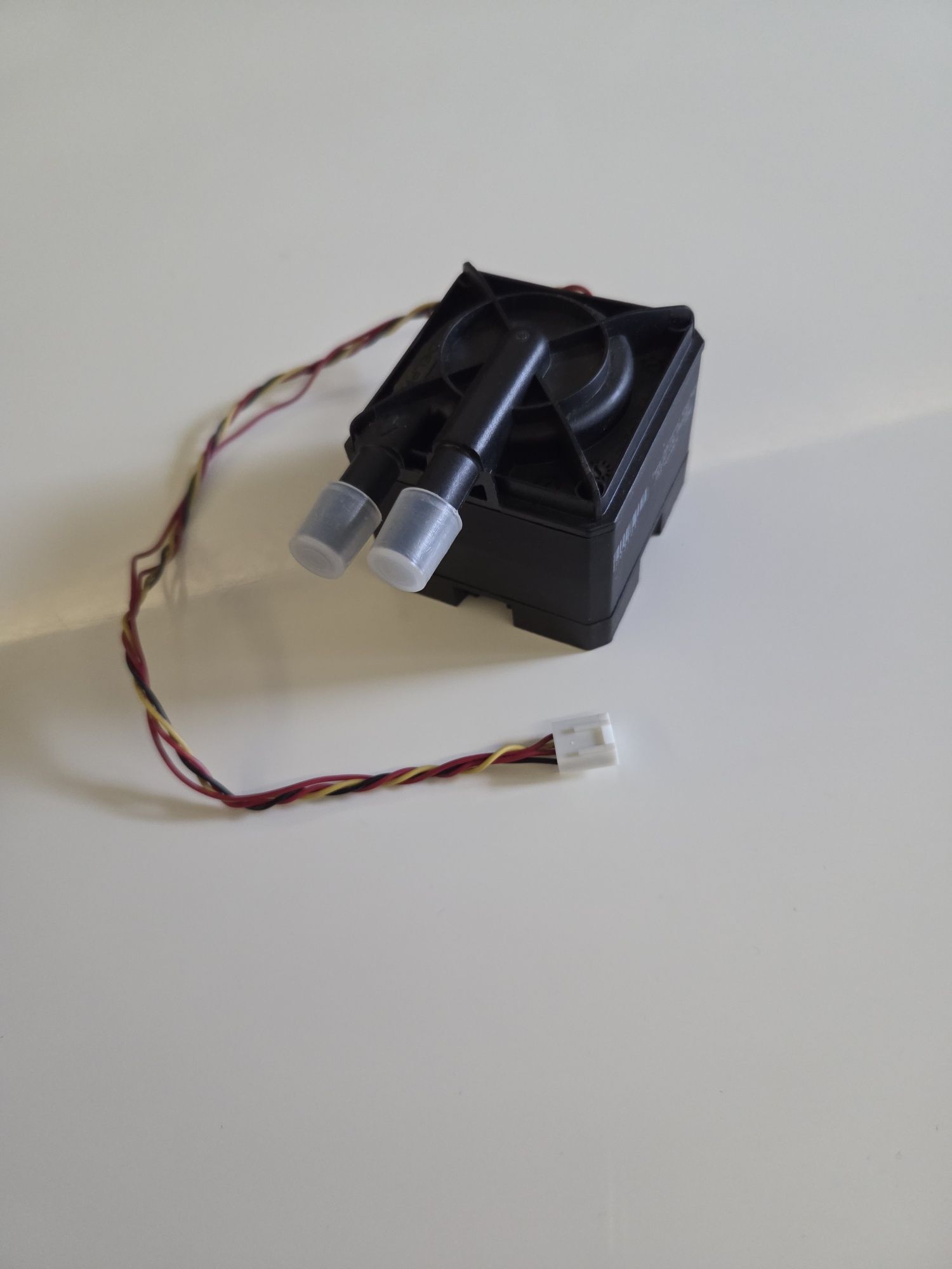 Части за водно - помпа DDC, радиатор Alphacool, резервоар Freezemod