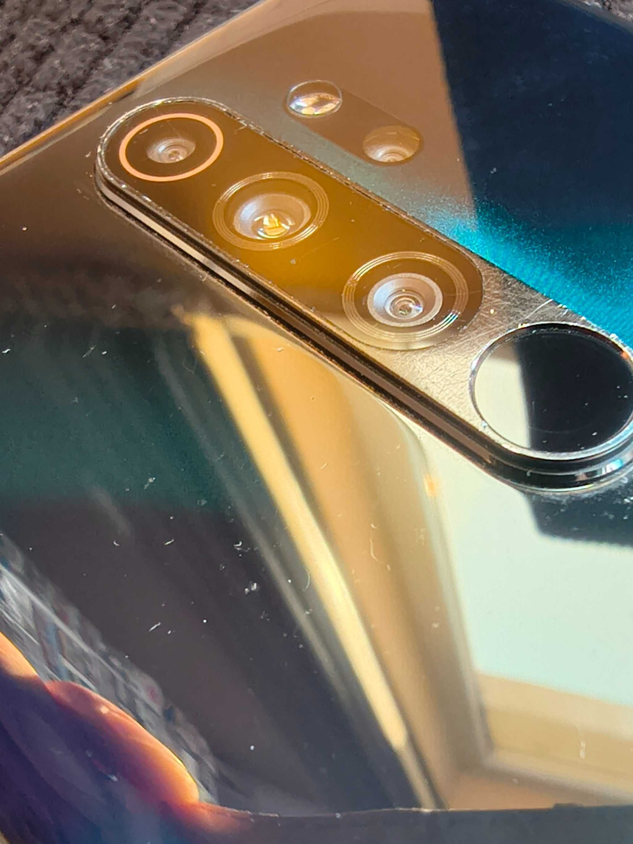 Продавам смартфон Xiaomi Redmi Note 8 Pro