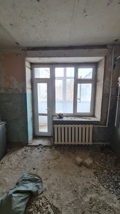 Пластиковое окно, дверь