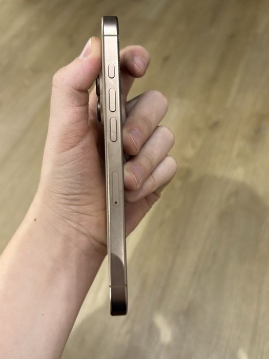 iPhone 16pro в идеальном состоянии
