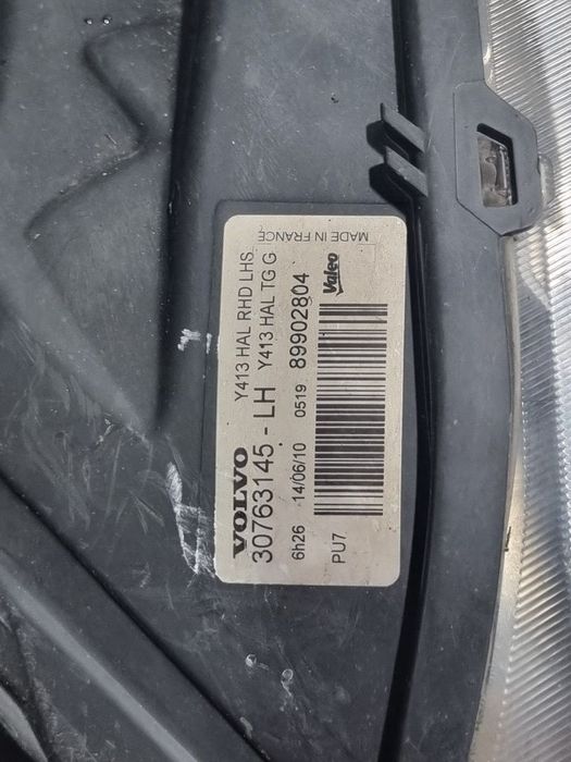 Far Stanga Volvo XC60 2008 - 2013 SUV 4 Usi (1105) Fara xenon