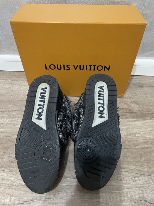 lv skate swarovski