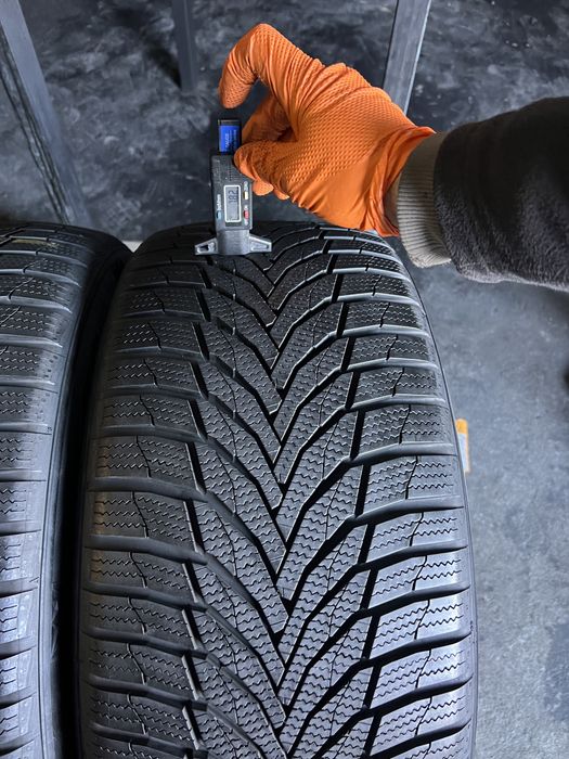 2 anvelope iarna ca NOI 255/45/18 , Nexen , DOT 2021 , 7.8 mm