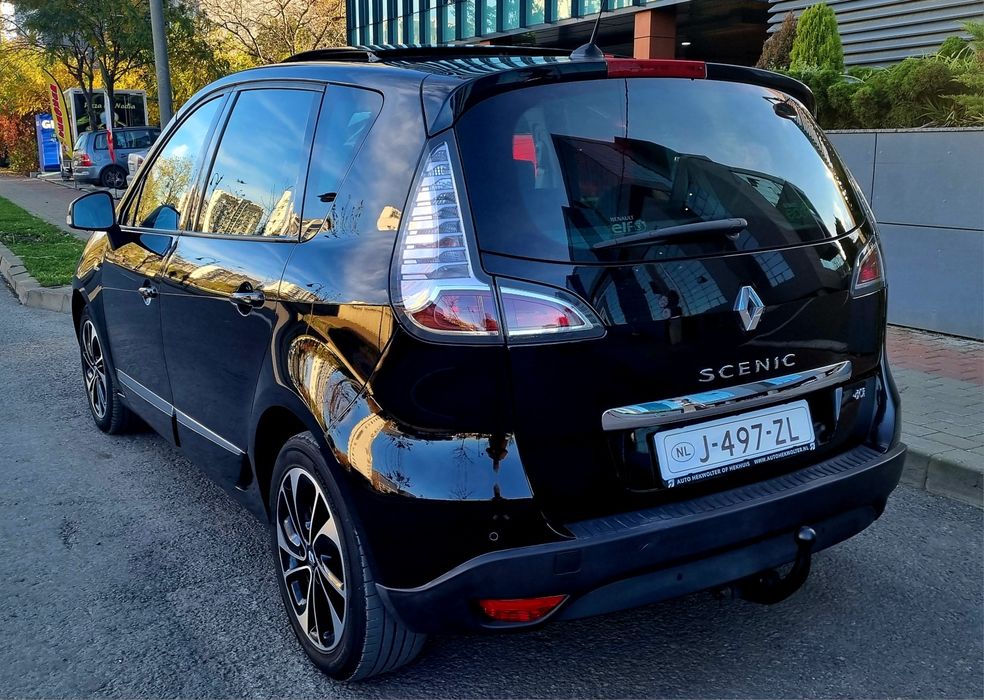 Renault Scenic  - 1.5dci - Bose edition - trapa panoramica