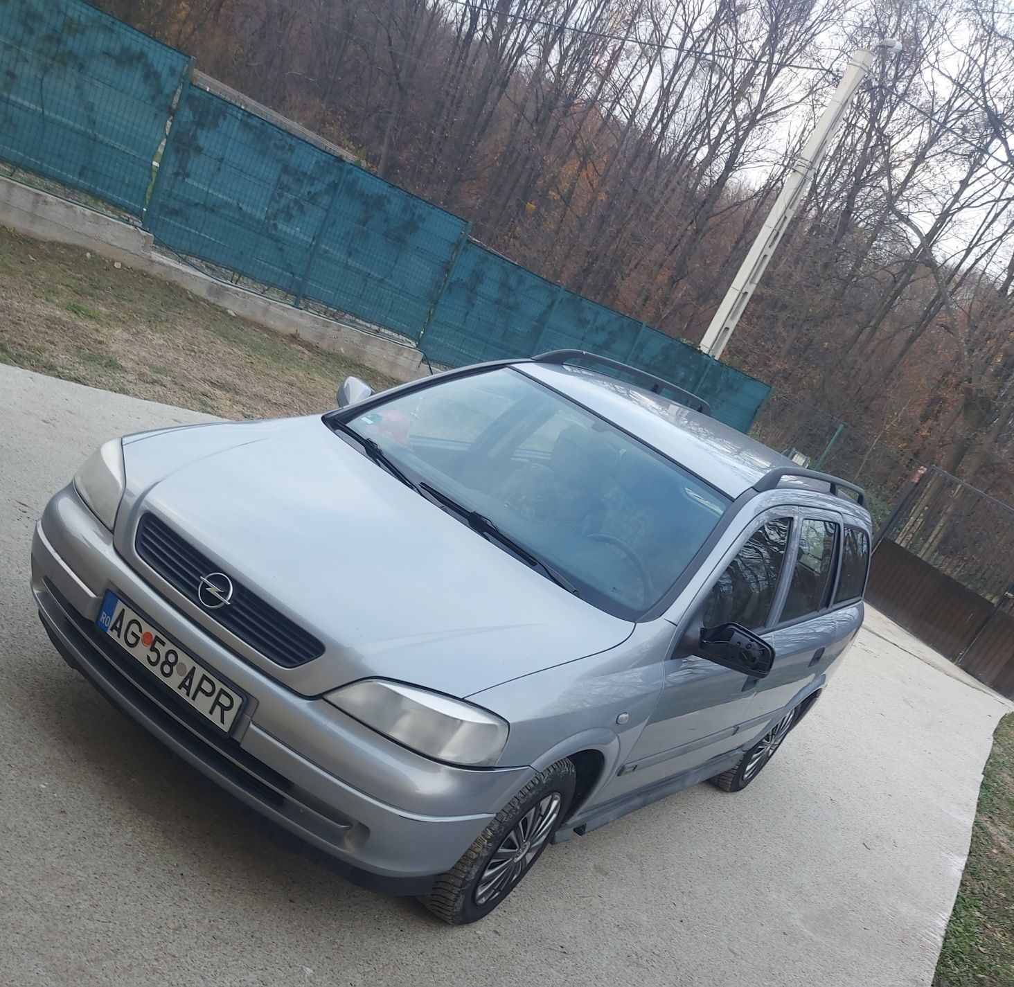 Vand sau schimb Opel Astra g combi