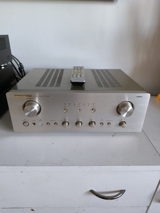 Vand sau schimb amplificator vintage Marantz pm 8000