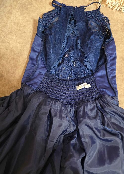 Дамска рокля в тъмно син цвят. Размер S