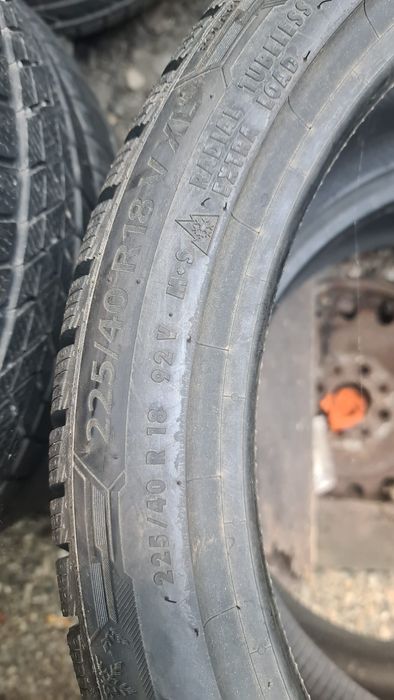 225 40 18 Barum 2 anvelope iarna noi