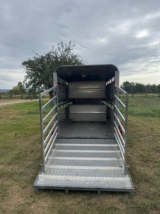 Remorca transport animale M-TEC