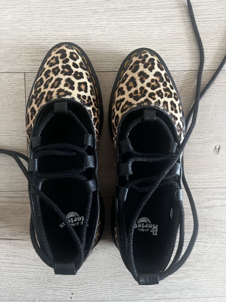 Dr.Martens Elphie II