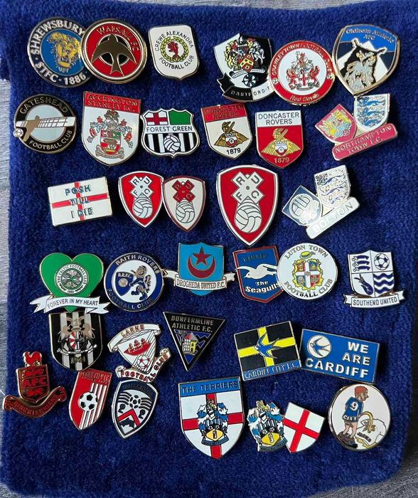 Нови Английски Значки На Английски И Европейски Футболни Отбори