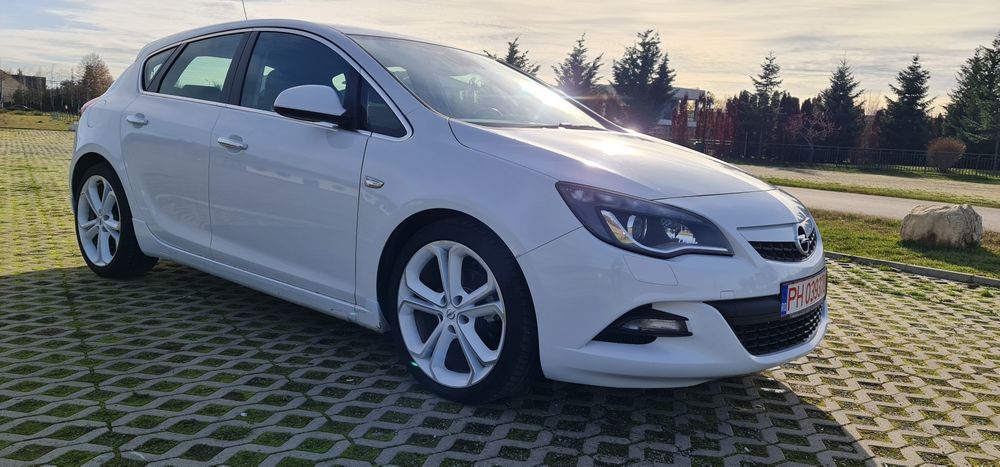 Opel Astra J 1.7 CDTI - 131 CP - SPORT EDITION