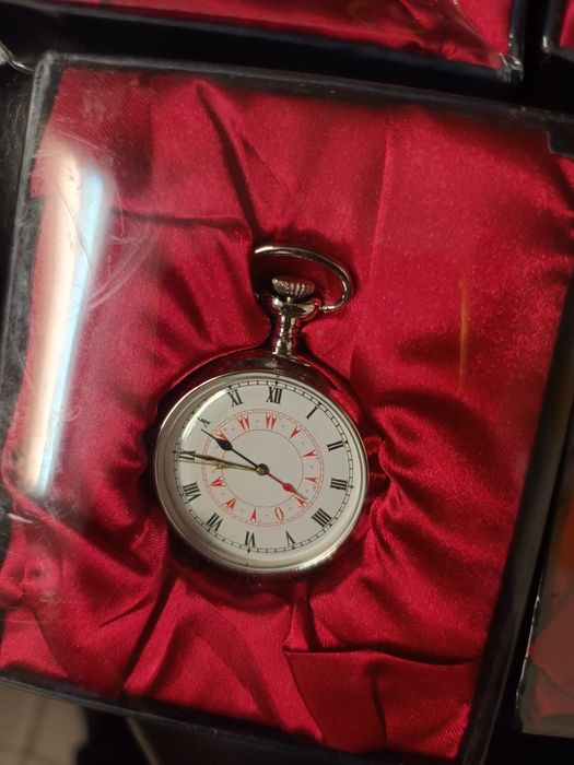 НОВ Джобен Часовник Часовници 5 лв за брой