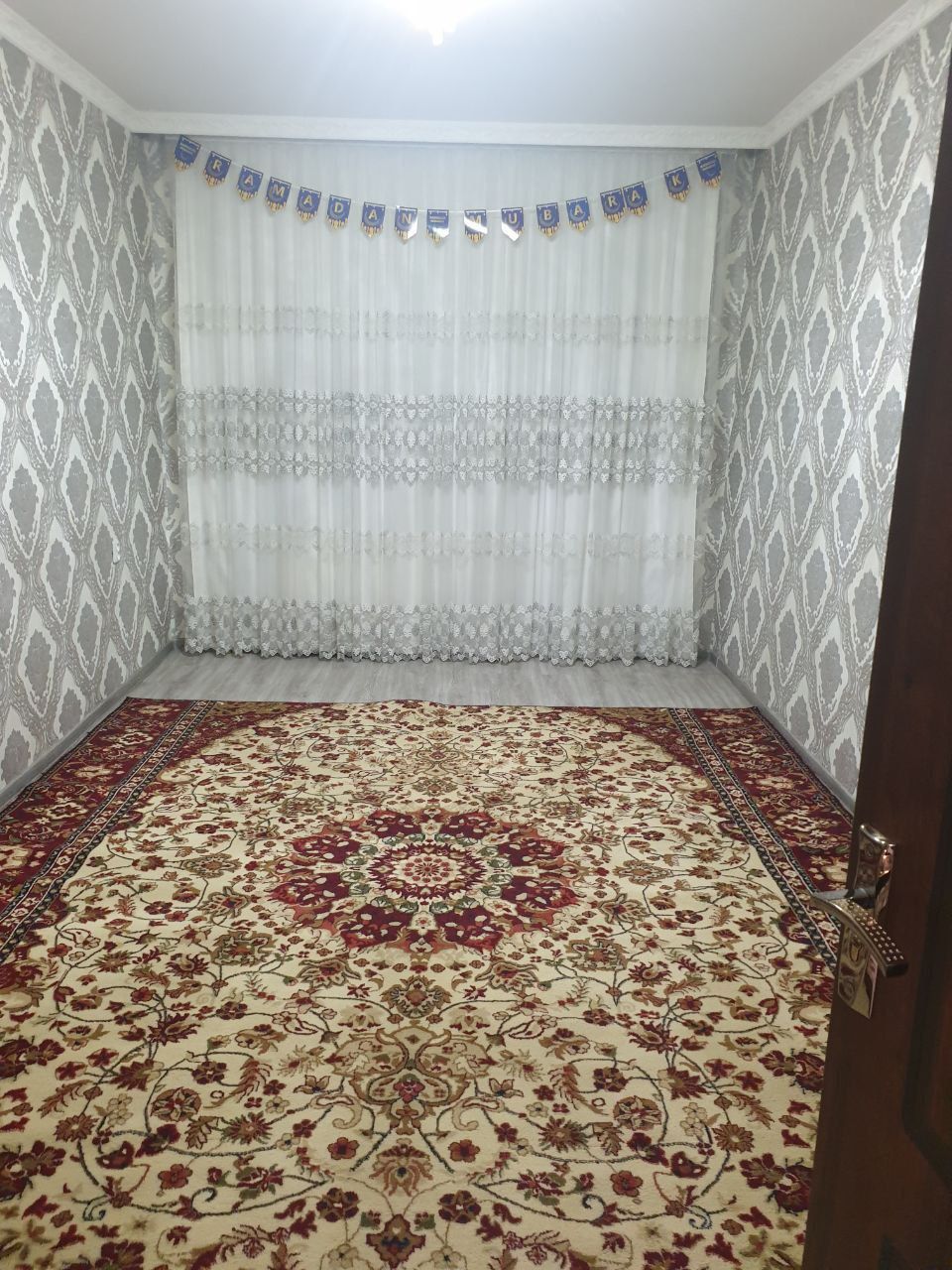 ДОМ 3 комнатная квартира аренда 450$ депозит 100$