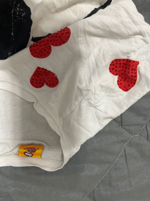 Vând cinci tricouri