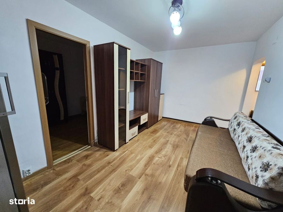 Apartament cu 2 camere, mobilat și utilat, parter
