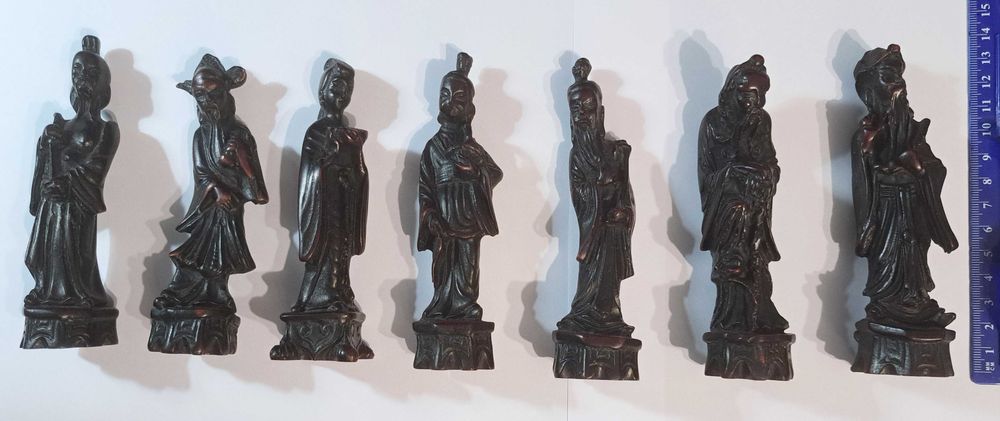 Lot 7 statuete chinezesti din rasina (13 cm)