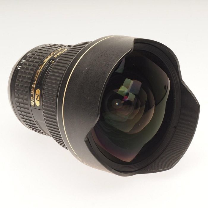 Obiectiv Nikon 14-24 f2.8