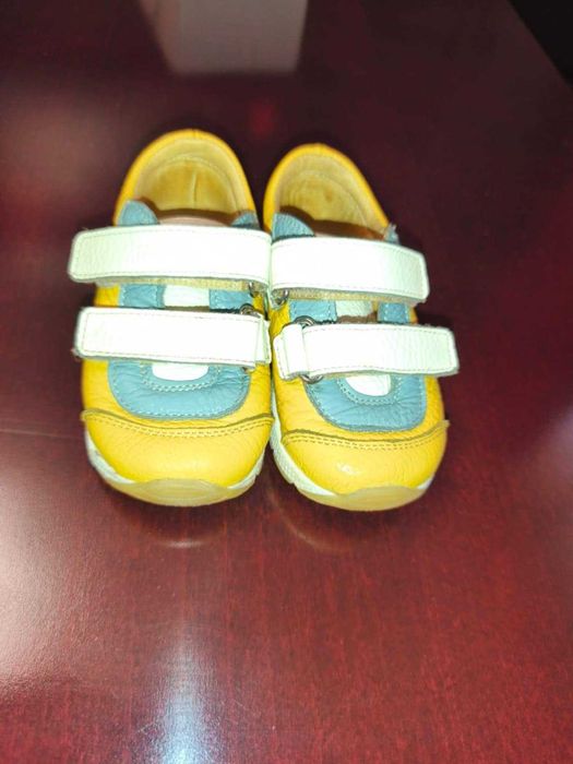 Ariana baby shoes adidas marimea 22