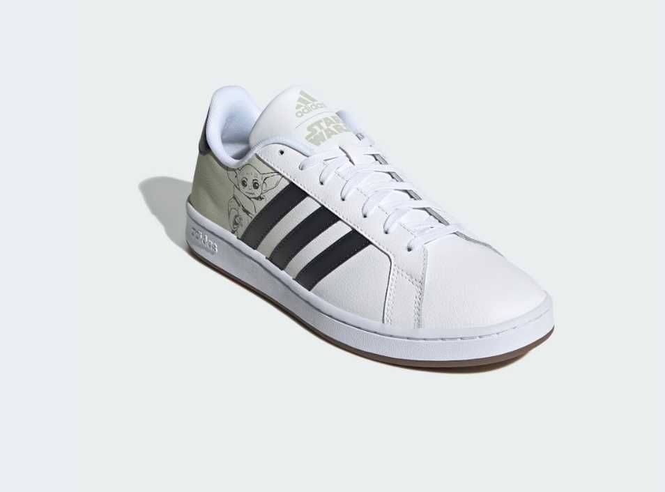 Оригинални маратонки * ADIDAS  STAR WARS Mandalorian Grogu * EU41.5-44