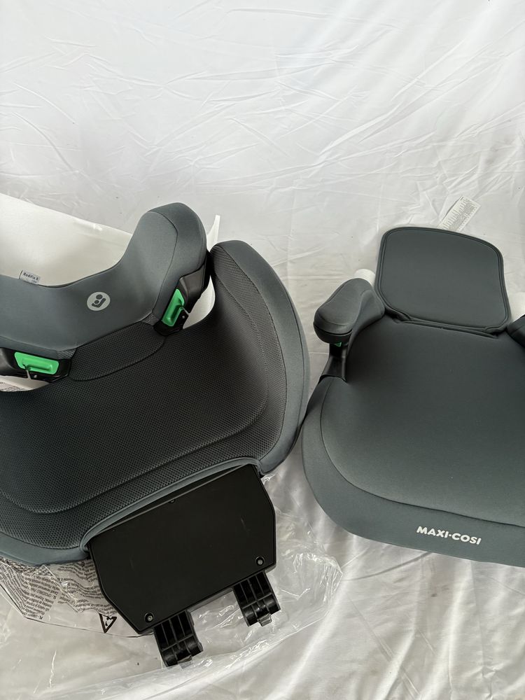 Scaun auto Maxi-Cosi RodiFix R i-Size, ISOFIX, de la 3,5 și 12 ani