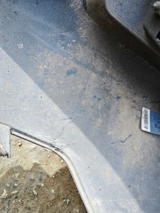 Предна S-line Броня Audi A4 b8 8K оригинална оборудваа бяла броня Ауди