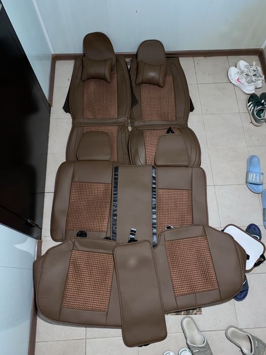 Продам чехлы на авто обе по 25 тыс
