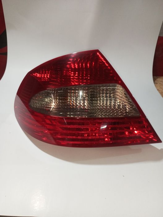 Оригинални фейслифт стопове за Мерцедес ЦЛК W209