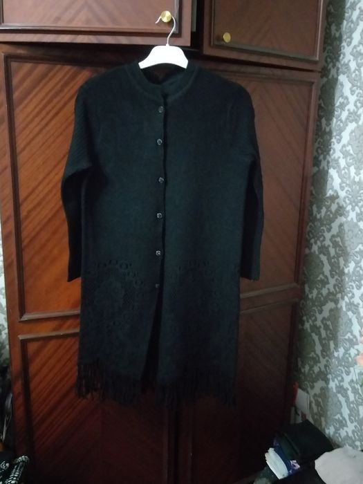 Теплое  как туника  платье ,  черное  туника  на пугвицах  ,  тигровое