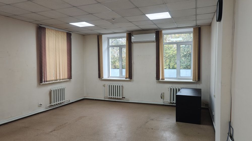 Сдаётся в аренду офисный кабинет 35м2.