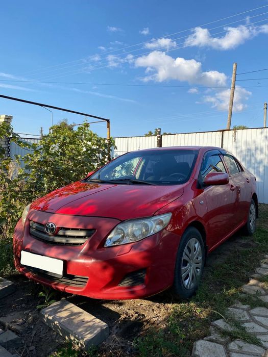 Продам машину Toyota Corolla
