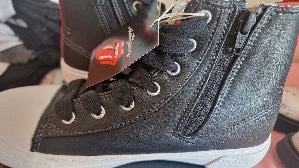 Adidasi gheata Zara fete masura 33