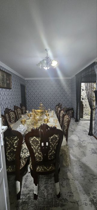 Хукандийда 2 хонали 4-этаж квартира сотилади.нархи 24800