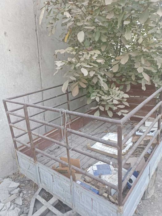 Легковой, заводской прицеп