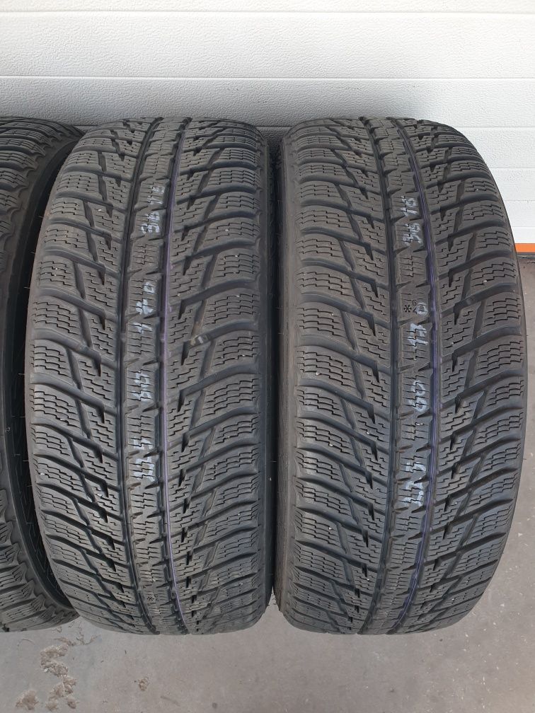 Зимни гуми 4 броя NOKIAN WR Suv3 225 60 R17 дот 3616