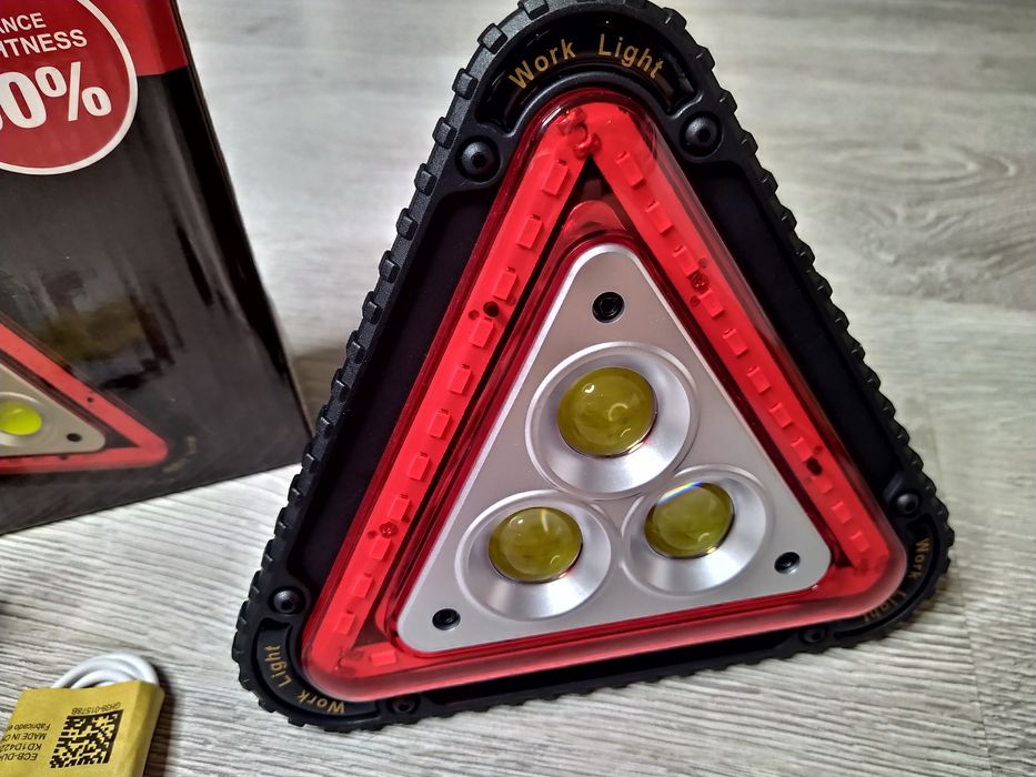 Proiector led 30W 1500LM portabil cu incarcare USB baterii acumulator