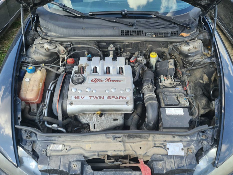 Алфа 147 1.6тс на части