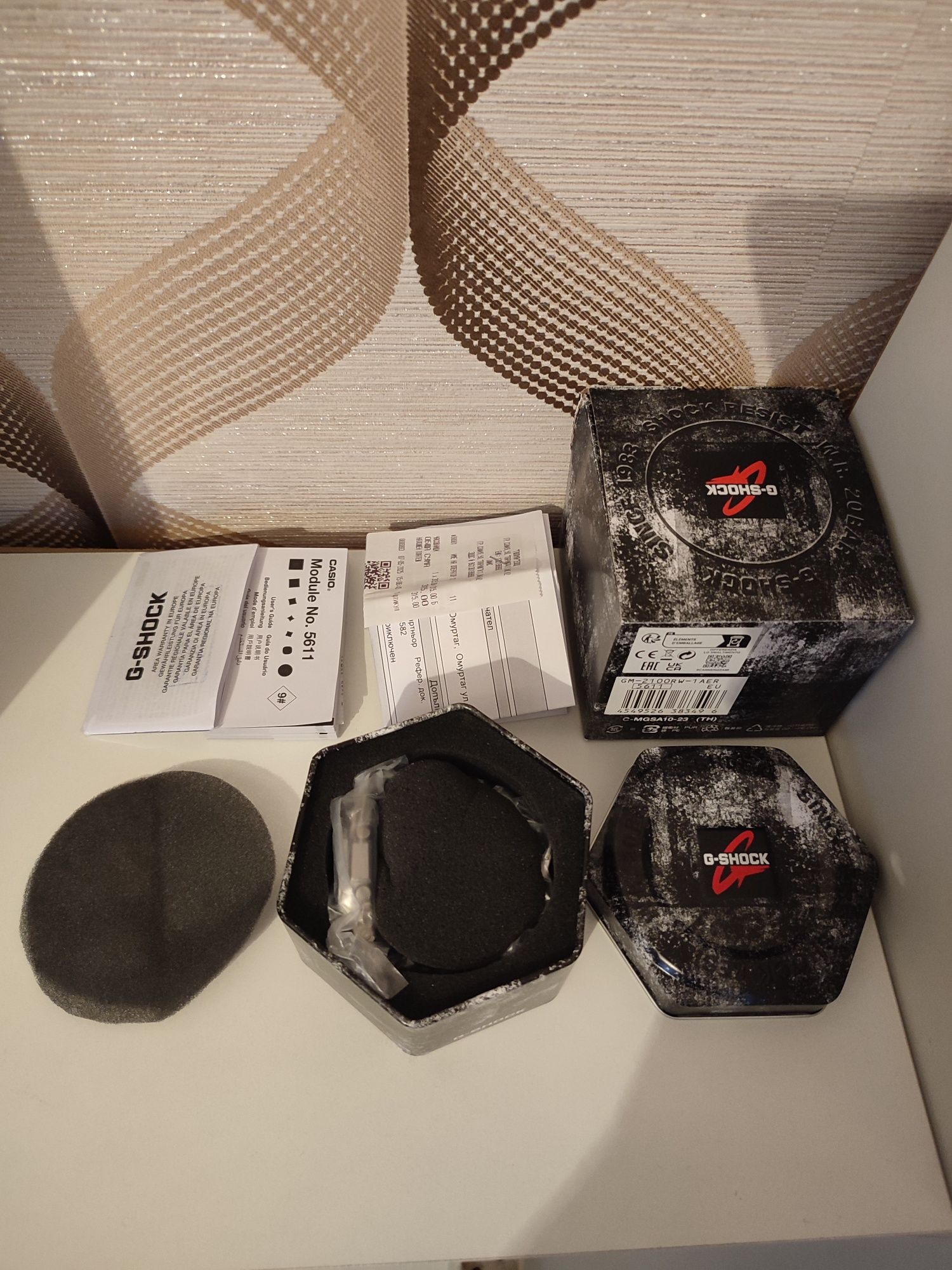 Casio G Shock GM 2100RW 1AER  GM 2100RW