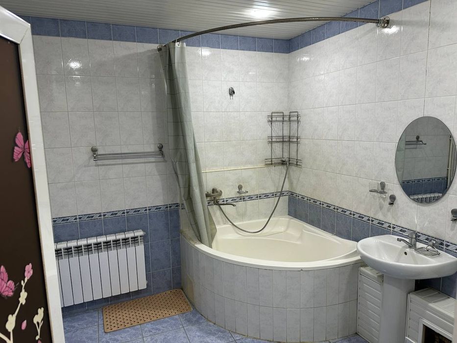 4-комнатная (157 м²), ул. Нукус (ориентир - ЖК "Infinity")..