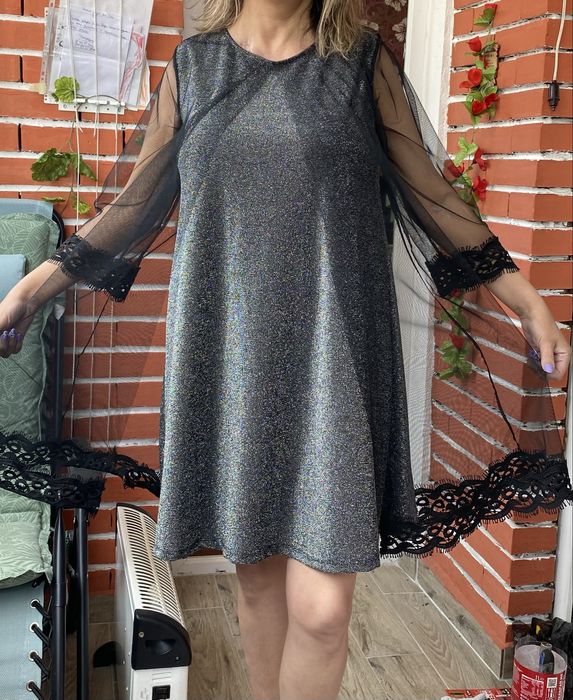 Официална черна рокля