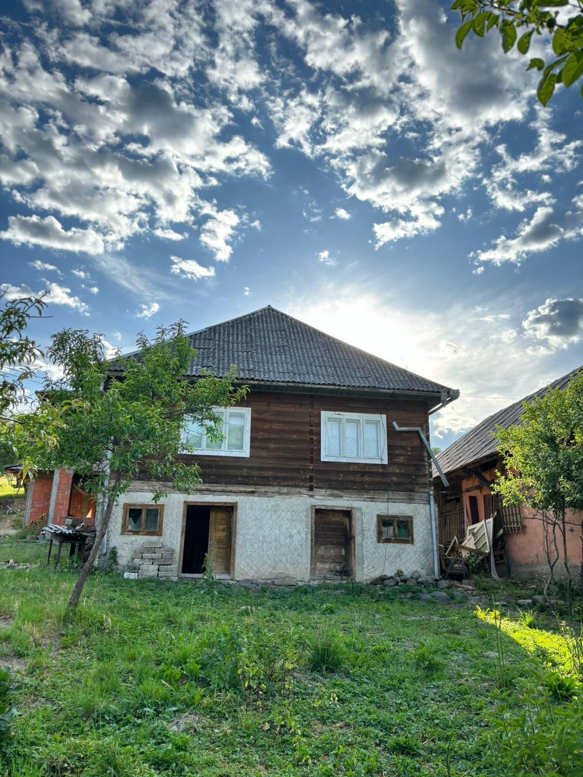 Casa din lemn de brad