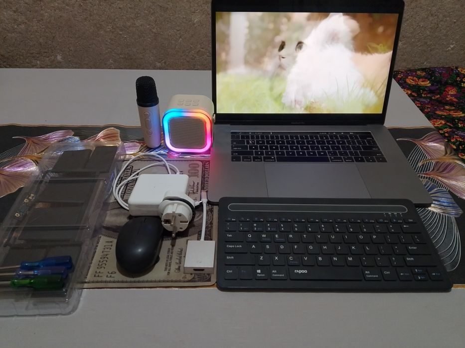 Macbook pro 2017 15 inch 16/512 GB